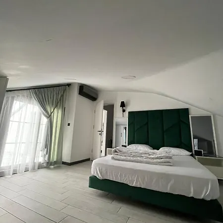 Hotel Talles Suit
