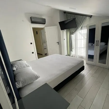 Otel Talles Suit *