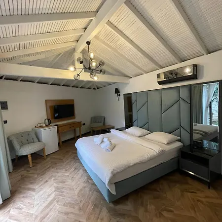 Hotel Talles Suit