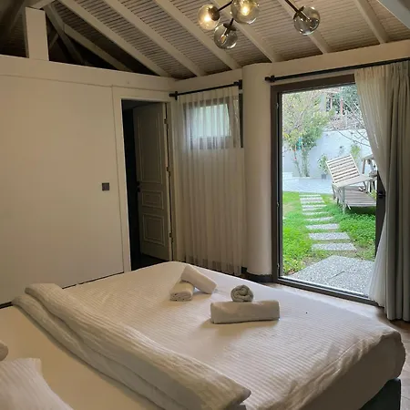 Talles Suit Otel